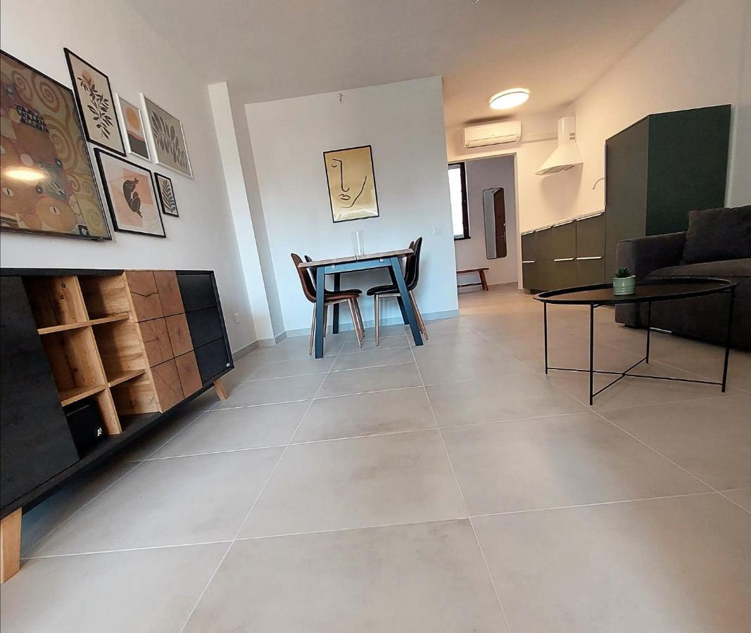 Sidro Apartment Porec Exterior photo
