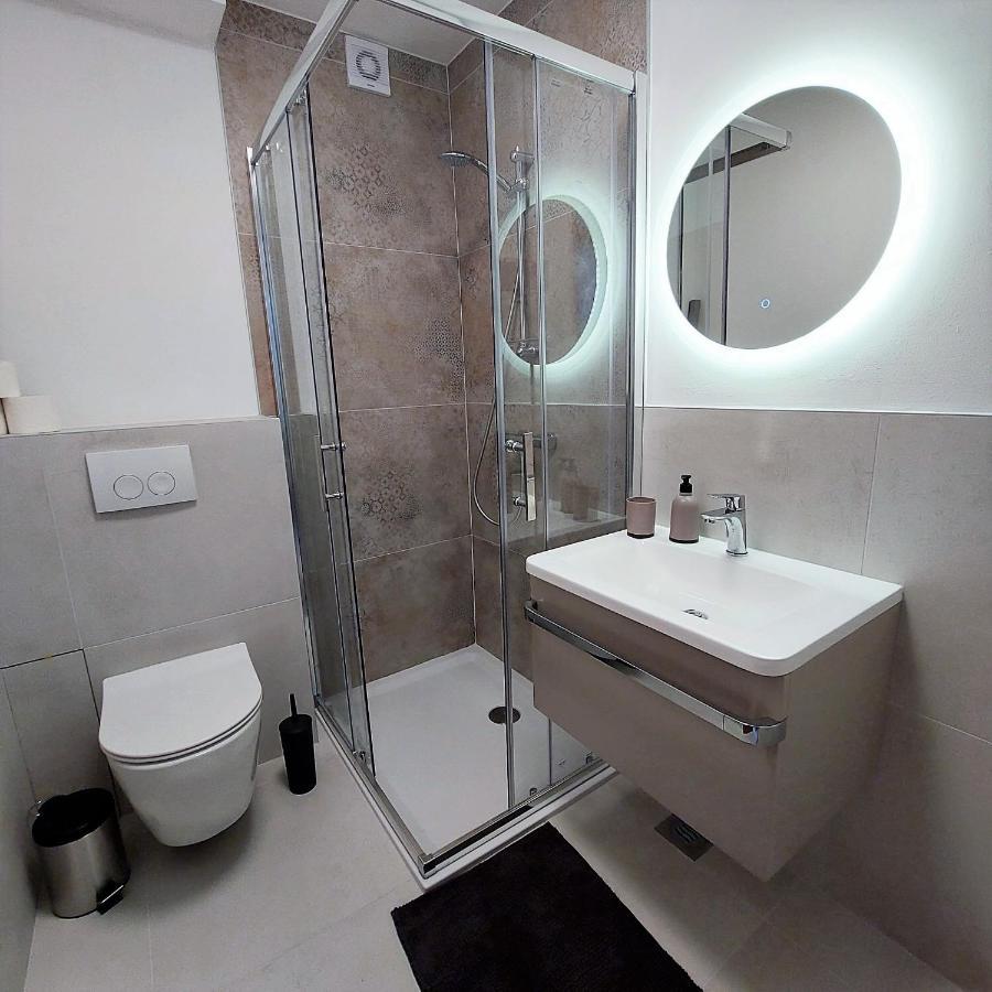 Sidro Apartment Porec Exterior photo